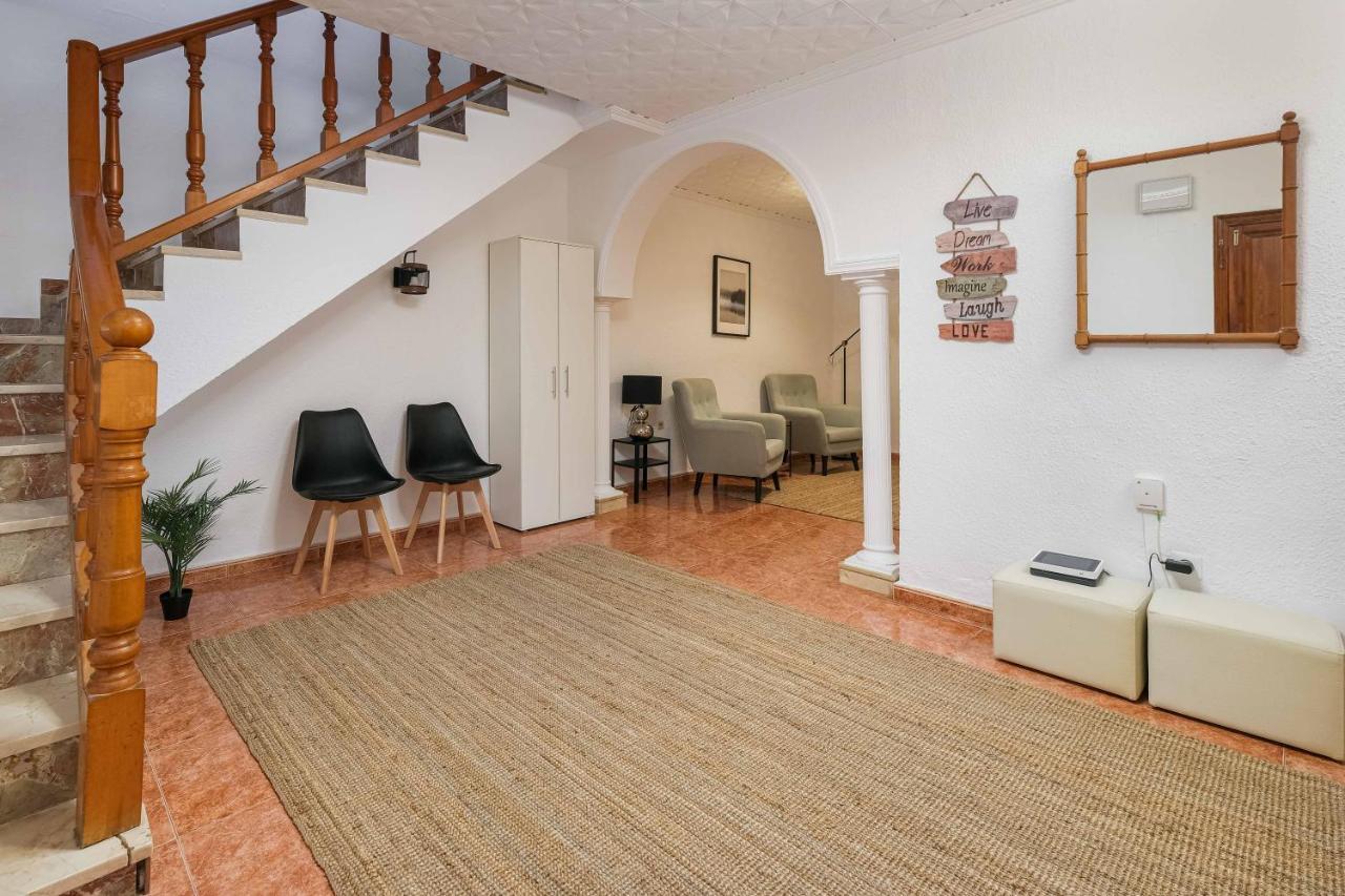 Willa Andalucian House, Few Minutes From The *